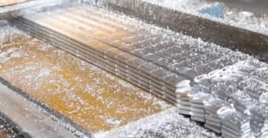 Cutting aluminum