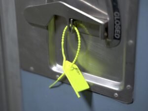 Plastic seals application