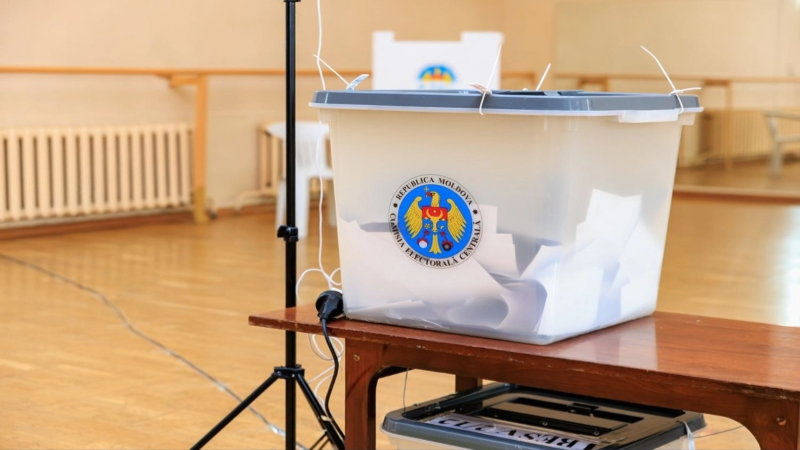 ballot_boxes_with_plastic_seals