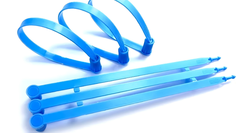 A diagram showing the fixed-length nature of a strap seal, with "One Locking Position" highlighted.